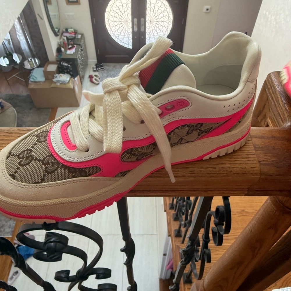 Gucci Cream and Pink Athletic Shoes